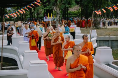 อัญเชิญพระพุทธเมตตา 1